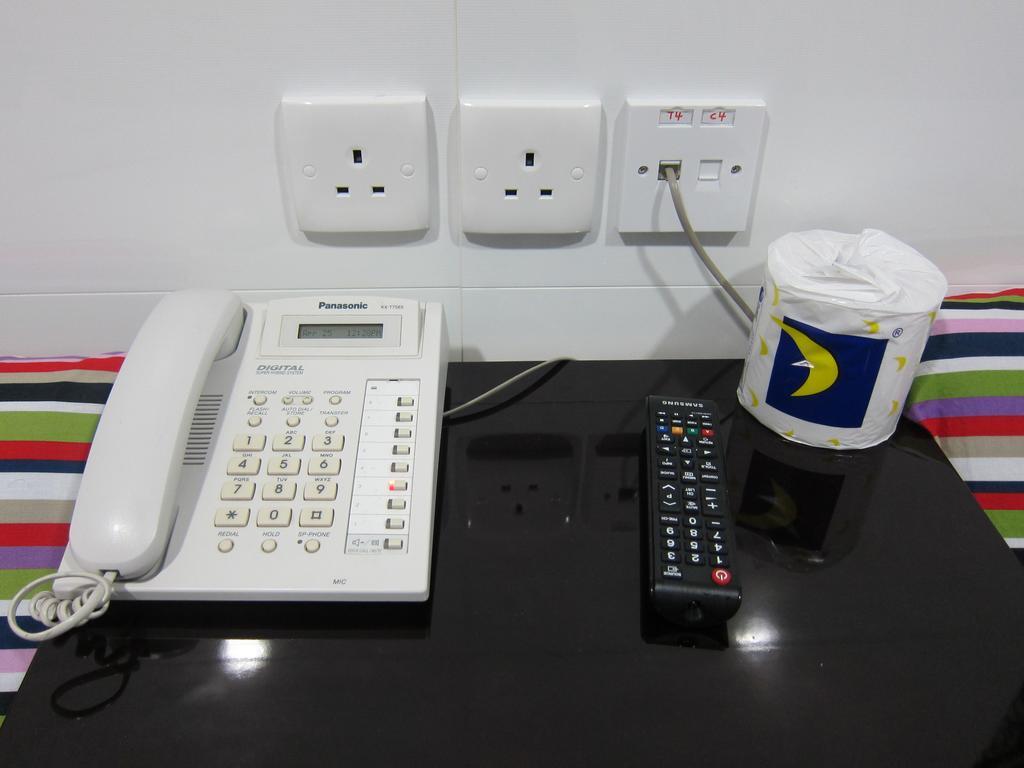 Traveller'S Hostel Hong Kong Esterno foto